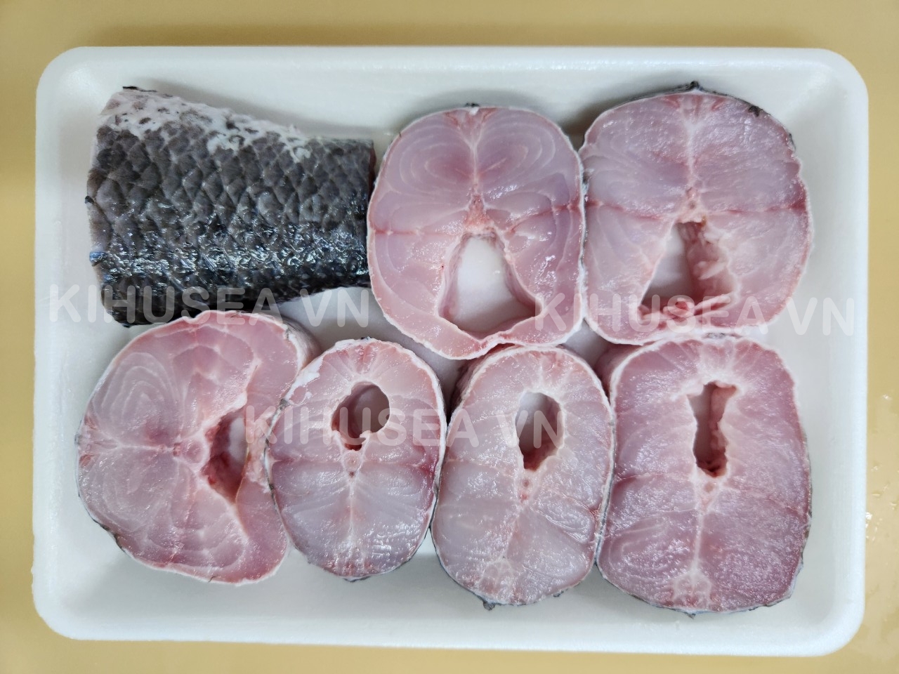 FROZEN SNAKEHEAD CUT